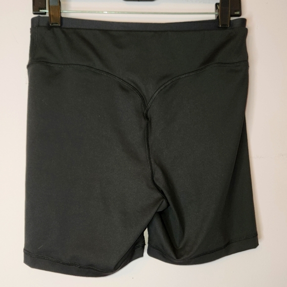 ADIDAS Women’s Sports Club in Black, size L - Picture 3 of 11